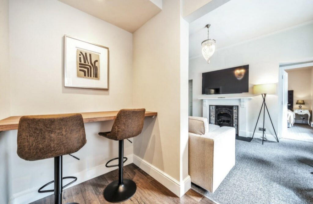 BPR LIMITED - Modern & Elegant Transformation Flat Refurbishment